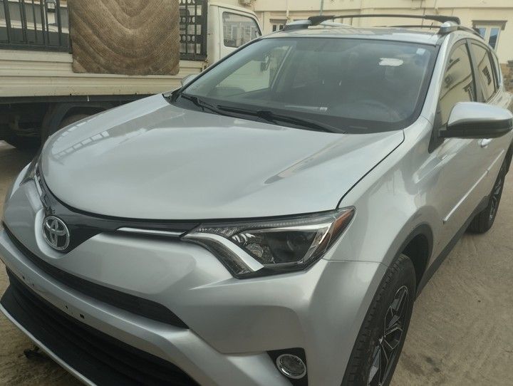 Toyota RAV4 • 2016 • 21 km 1