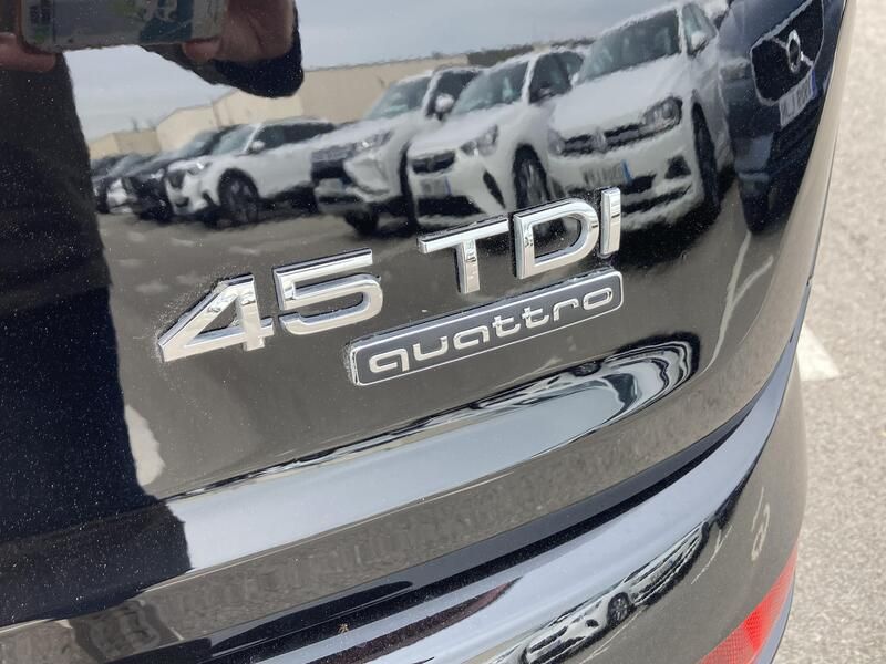 Audi Q7 • 2020 • 59,577 km 3