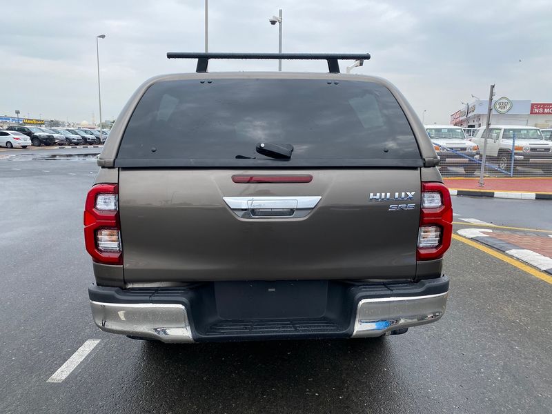 Toyota Hilux • 2016 • 85,855 km 2