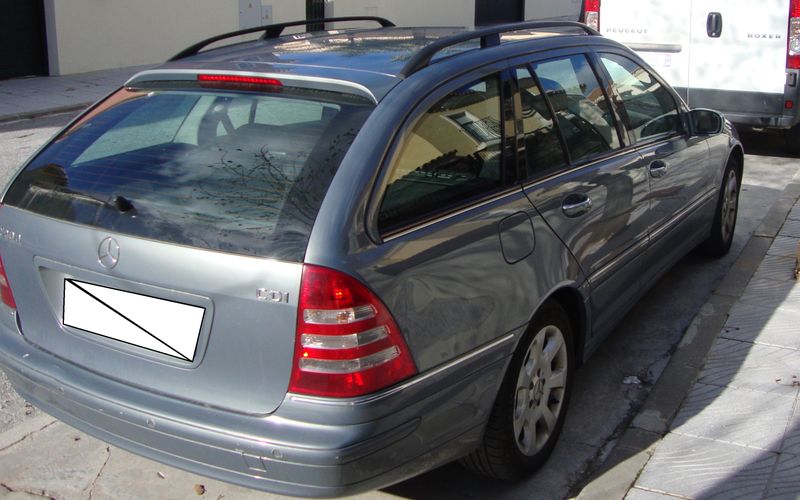 Mercedes-Benz 200 D • 2006 • 307,000 km 1