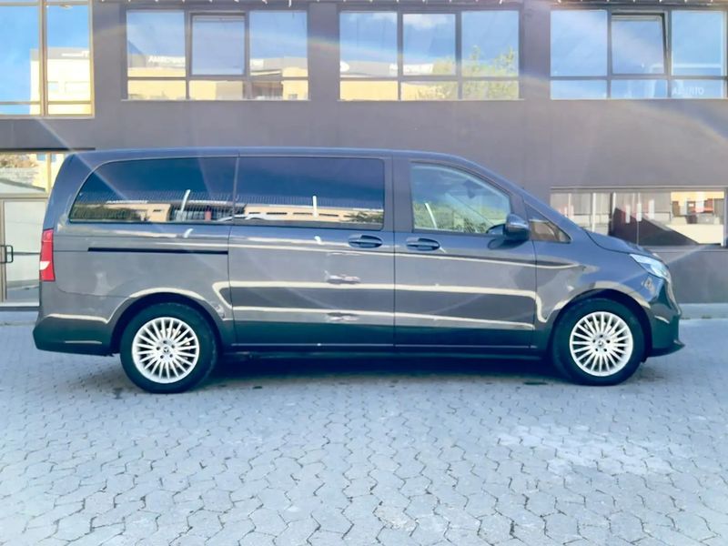 Mercedes-Benz 210 Van • 2020 • 110,000 km 4