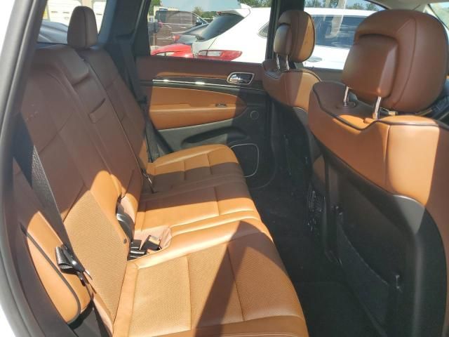 Jeep Grand Cherokee • 2015 • 10,000 mi 9