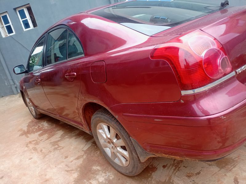 Toyota Avensis • 2005 • 5,100 km 5
