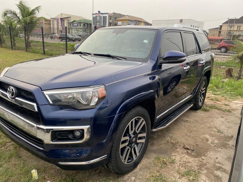 Toyota 4-Runner • 2015 • 110,128 km 3