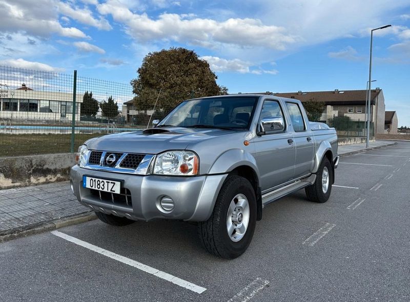 Nissan Navara • 2002 • 199,999 km 1