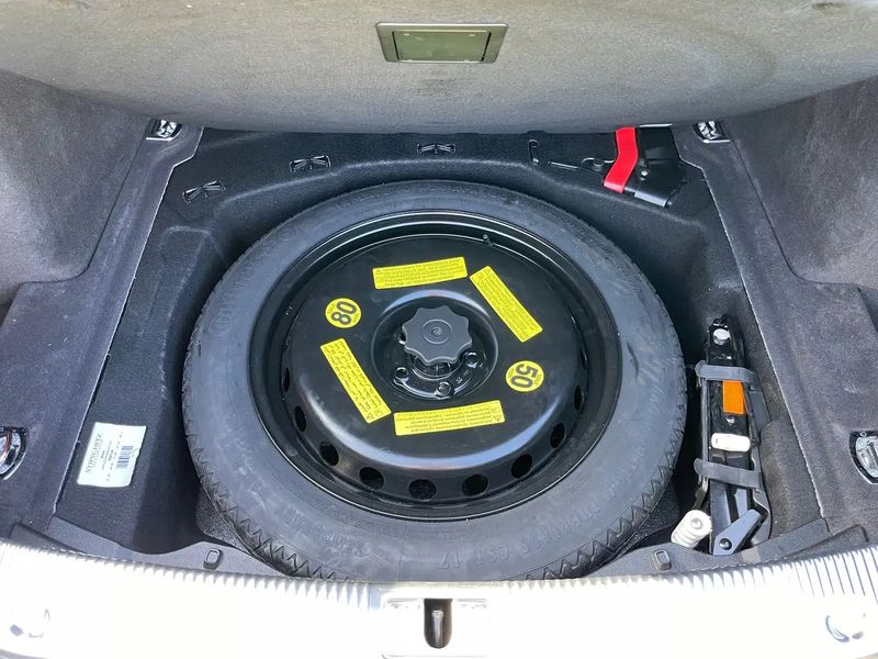 Audi A8 • 2011 • 138,200 km 3