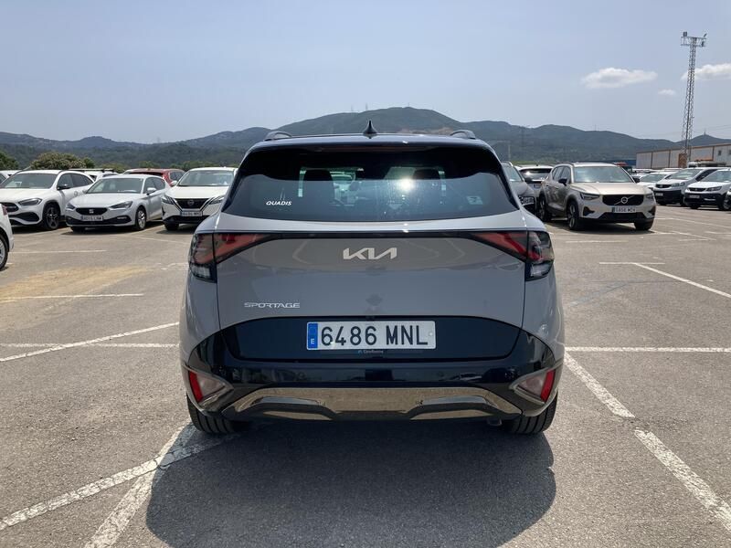 Kia Sportage • 2024 • 4,955 km 4