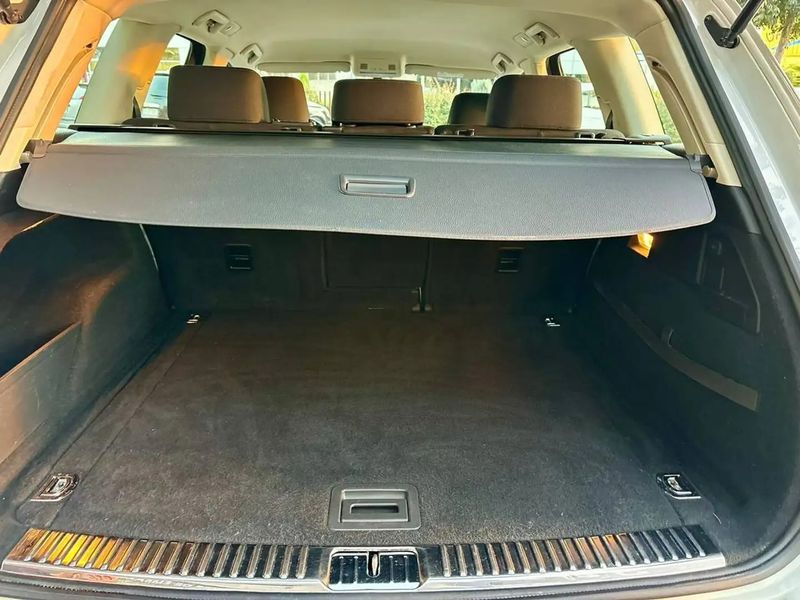 Volkswagen Touareg • 2015 • 147,000 km 8