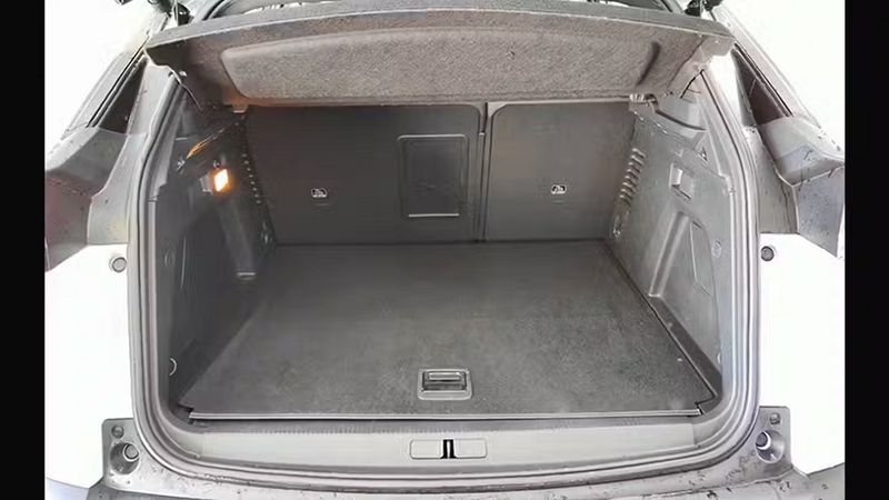 Peugeot 3008 • 2020 • 41,284 km 7