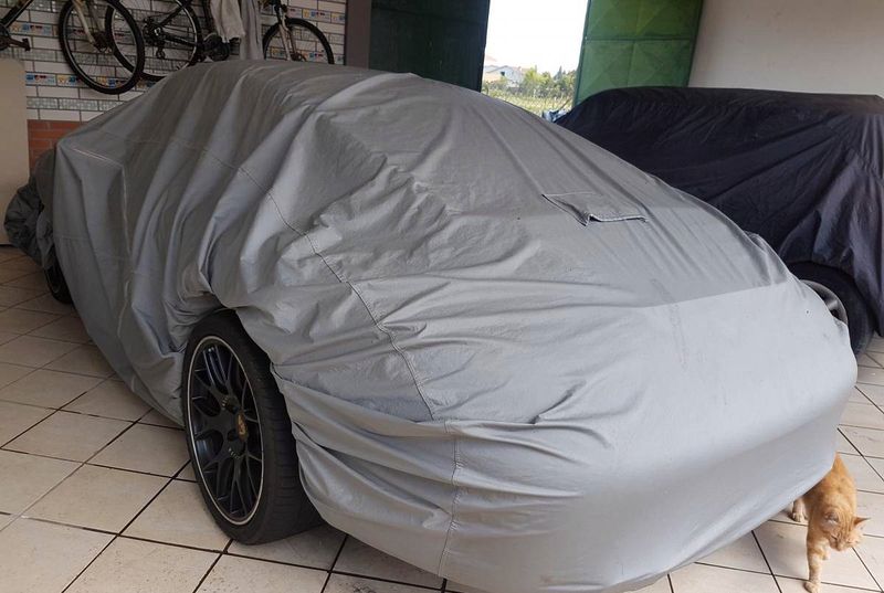 Porsche 911 • 2006 • 150,000 km 8