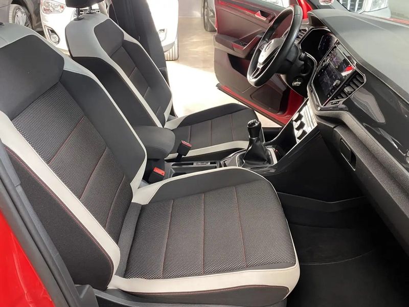 Volkswagen T-Cross • 2018 • 113,000 km 11