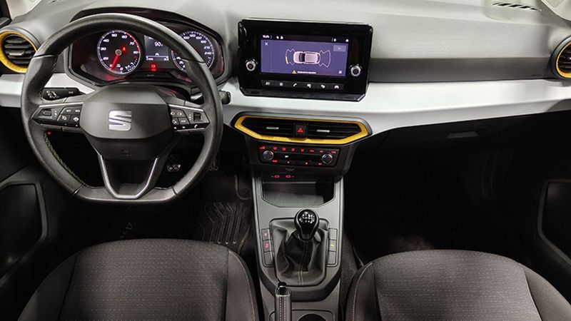 Seat Ibiza • 2022 • 21,512 km 5