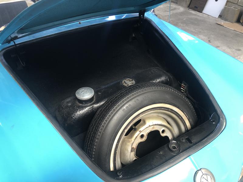 Volkswagen  • 1960 • 100,000 km 9