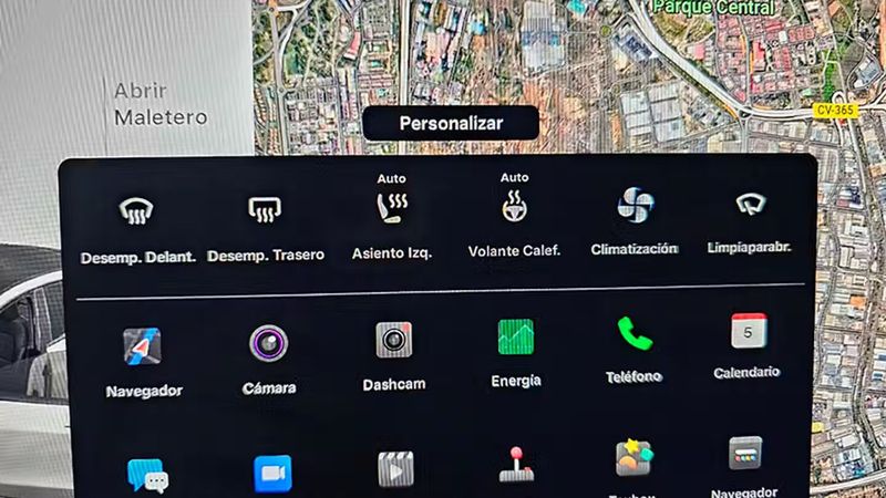 Tesla Model Y • 2024 • 7,925 km 10