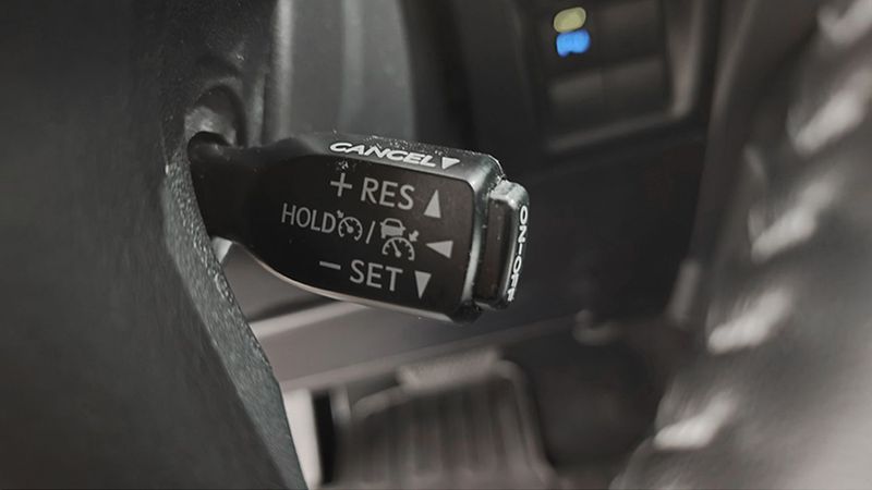 Toyota Land Cruiser • 2022 • 21,400 km 48