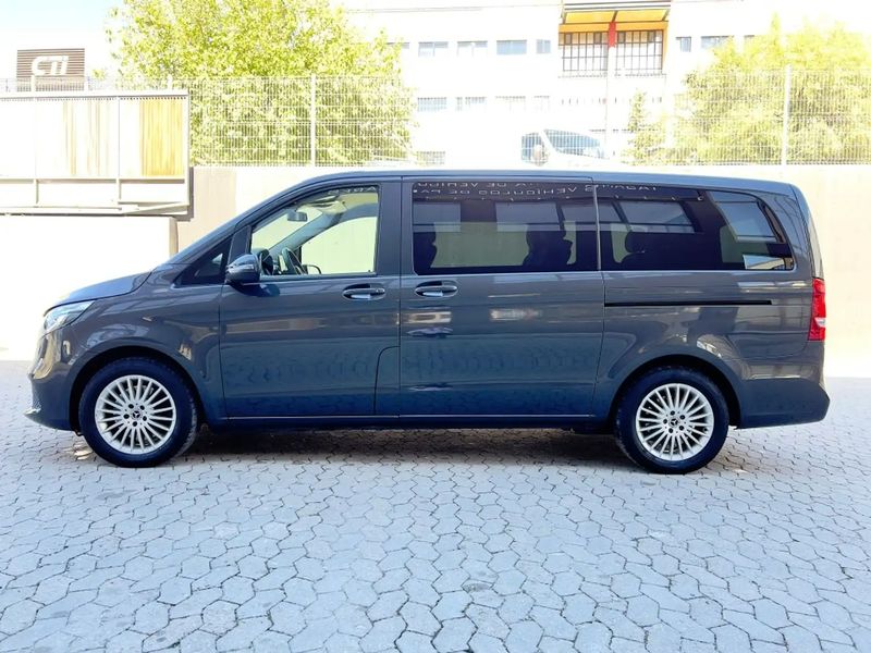 Mercedes-Benz 210 Van • 2020 • 110,000 km 2