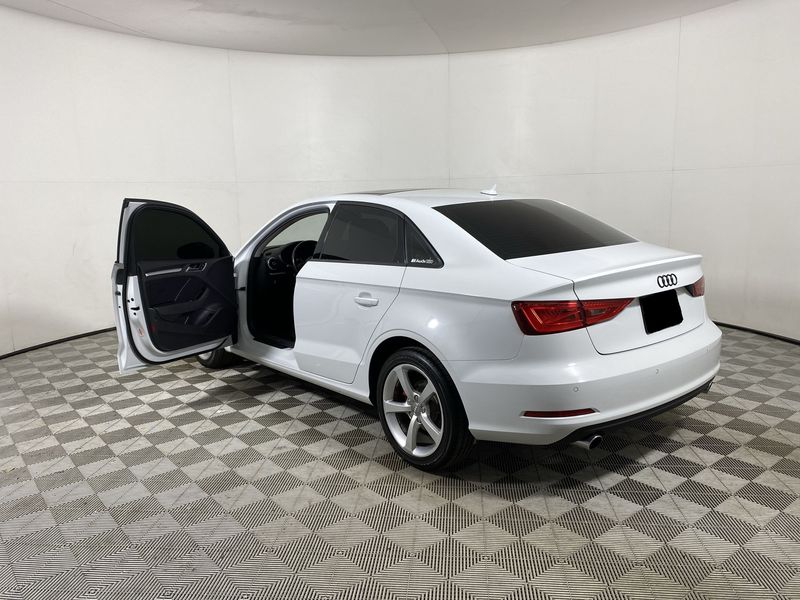 Audi A3 • 2016 • 43,826 km 4