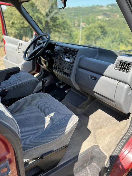 Volkswagen T4 • 1994 • 229,000 km 3