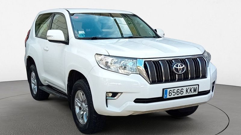Toyota Land Cruiser • 2018 • 139,000 km 2
