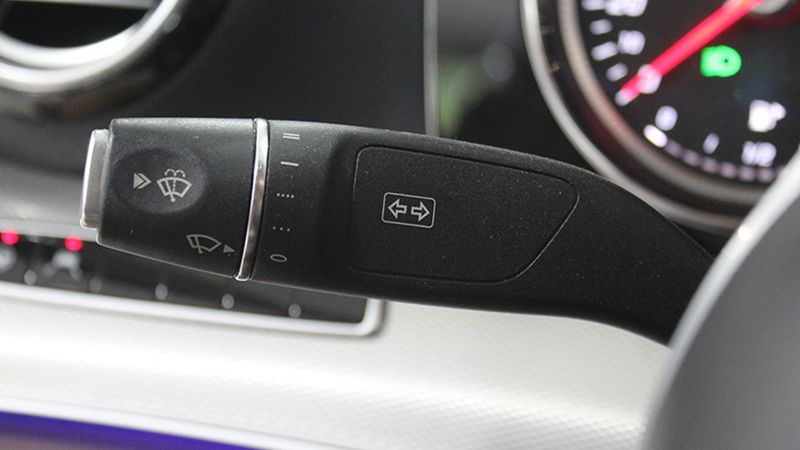 Mercedes-Benz E-Class • 2019 • 41,560 km 19