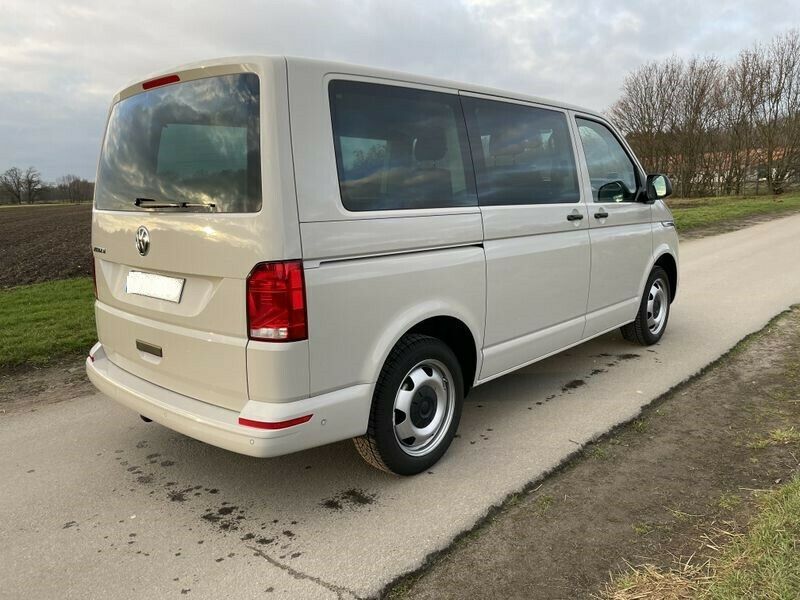 Volkswagen Multivan • 2020 • 92,900 km 5