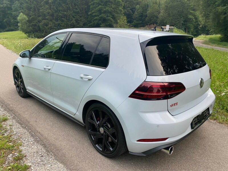 Volkswagen Golf • 2017 • 81,000 km 7