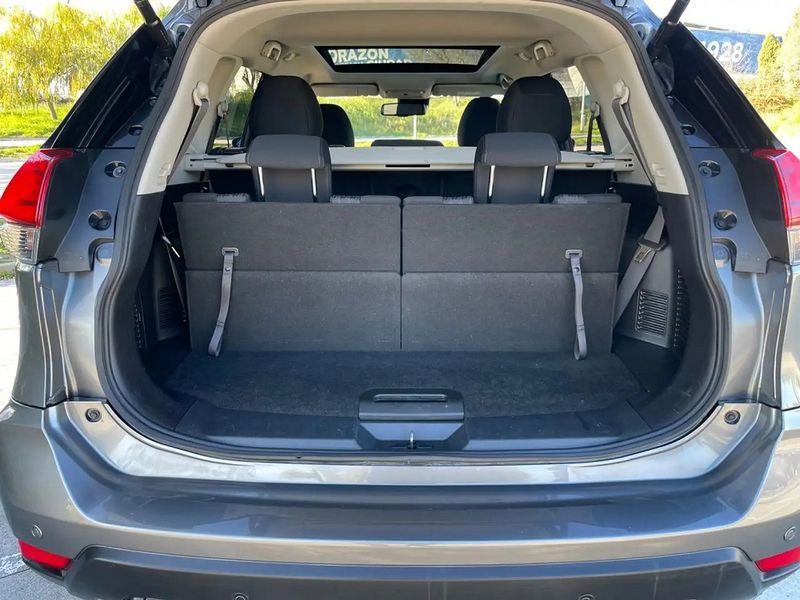 Nissan X-Trail • 2019 • 169,000 km 9