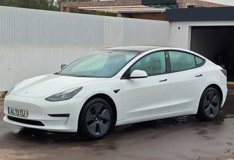 Tesla Model 3 • 2021 • 142,752 km 1