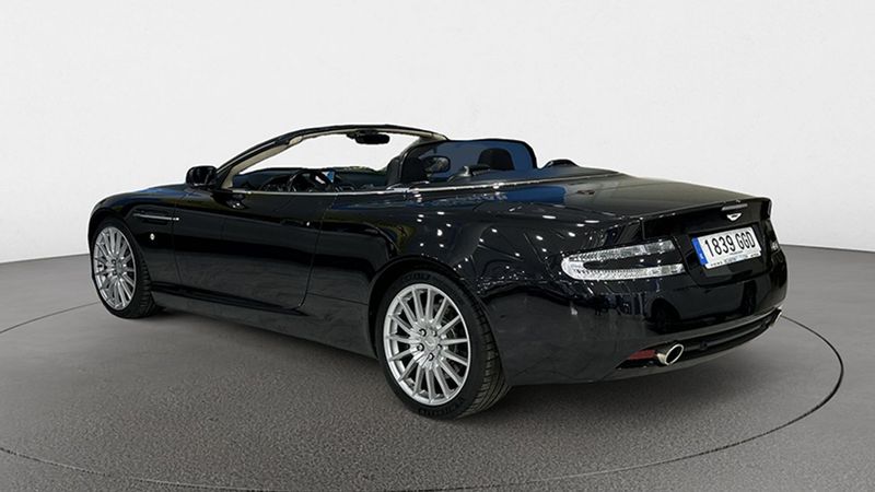 Aston Martin DB9 • 2006 • 58,160 km 4