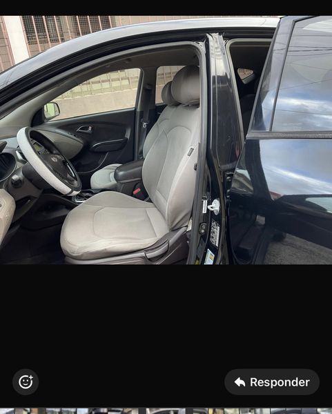 Hyundai Tucson • 2015 • 136 mi 3