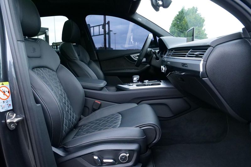 Audi SQ7 • 2017 • 113,000 km 5