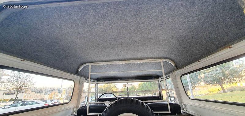 Land Rover LR3 • 1981 • 30,000 km 7