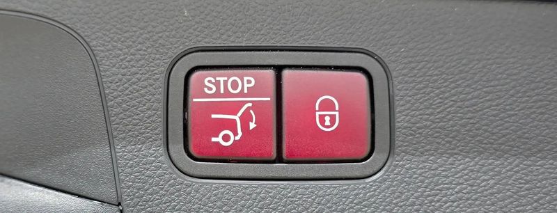 Mercedes-Benz GLC-Class • 2022 • 22,200 km 7