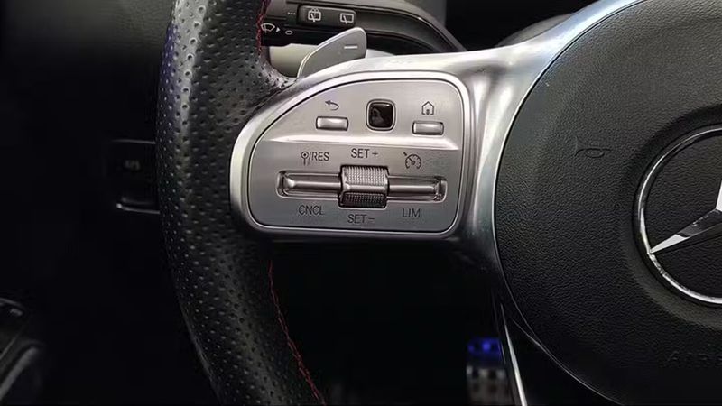 Mercedes-Benz Class B • 2022 • 29,365 km 29