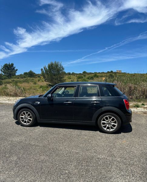 MINI Cooper D • 2017 • 158,000 km 2