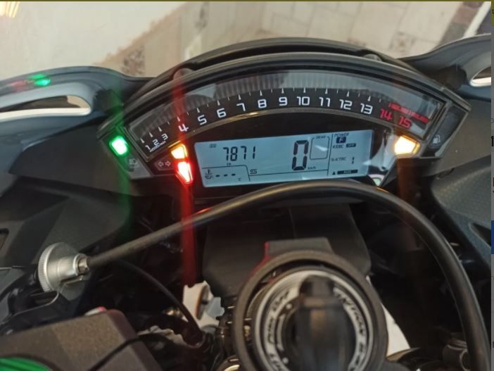 Kawasaki ninja zx 10r abs • 2017 • 20,000 km 6