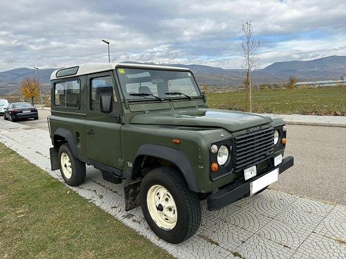 Land Rover Defender • 1991 • 197,900 km 3
