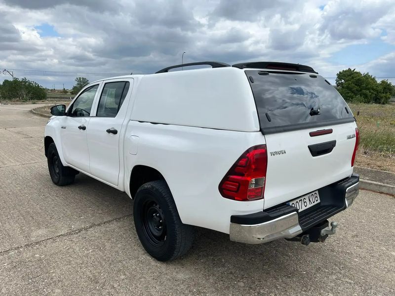 Toyota Hilux • 2017 • 137,000 km 5