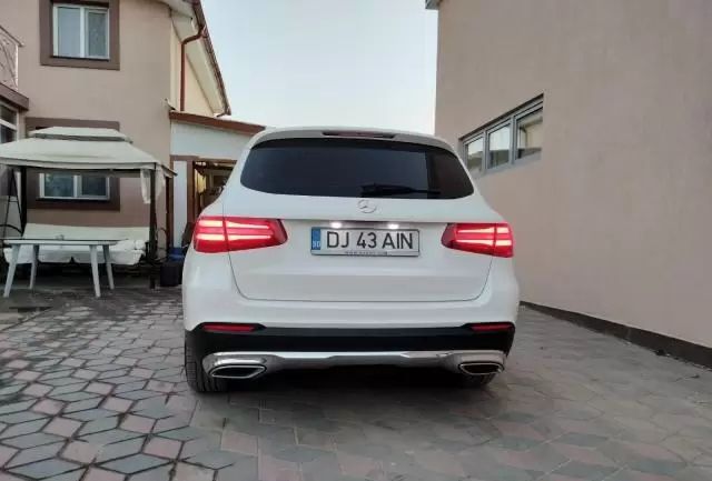 Mercedes-Benz GLC • 2017 • 192,000 km 3