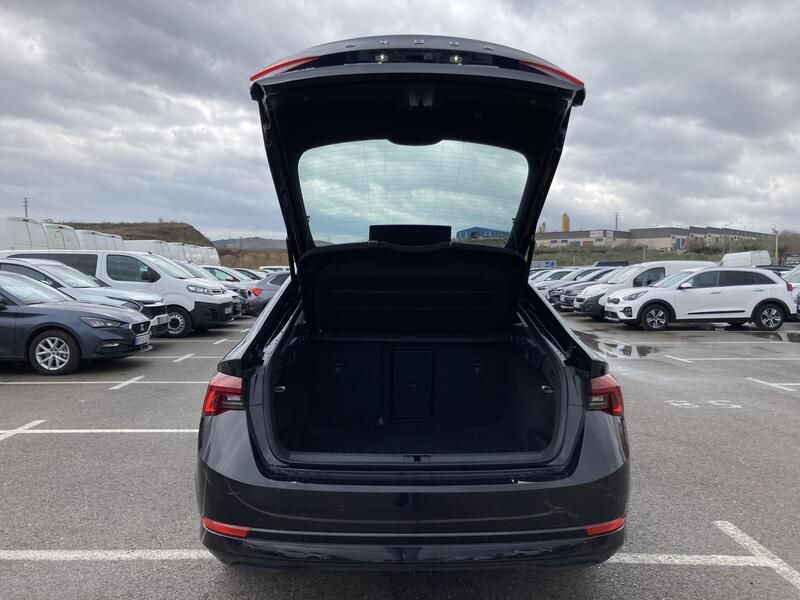 Škoda Octavia • 2024 • 19,152 km 11