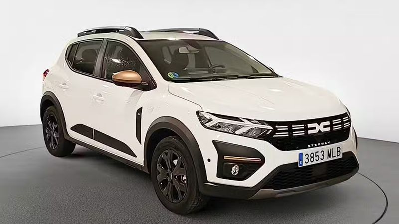 Dacia Sandero • 2023 • 1,576 km 2