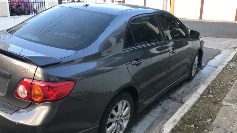 Toyota Corolla • 2010 • 170,000 km 7