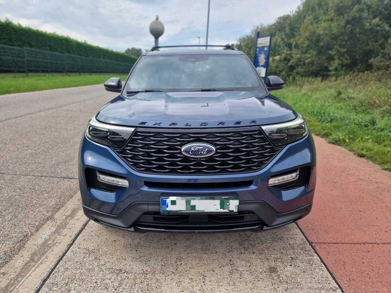 Ford Explorer • 2019 • 118,500 km 4