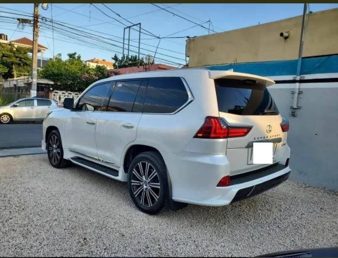 Lexus LX • 2018 • 60,000 km 5