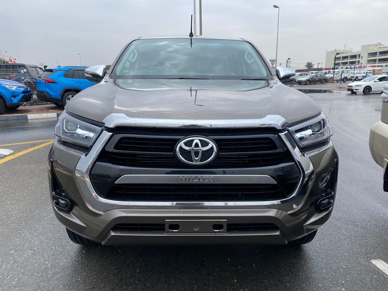 Toyota Hilux • 2016 • 85,855 km 4