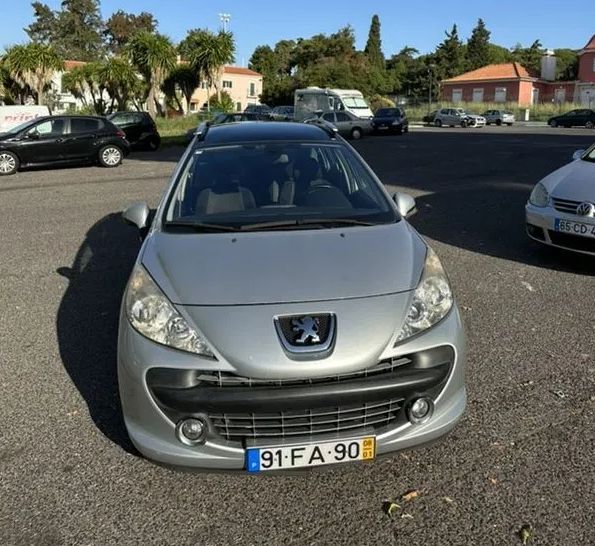 Peugeot 207 • 2008 • 177,881 km 2
