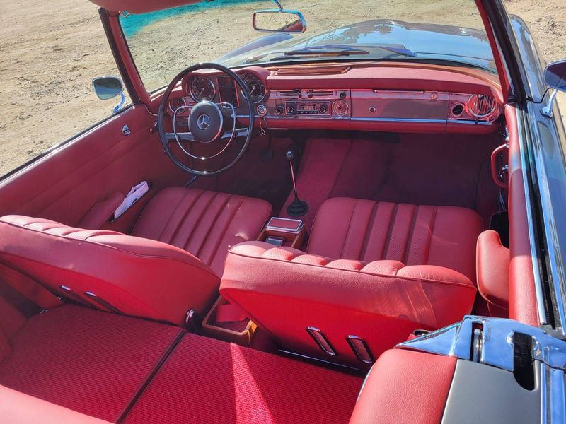 Mercedes-Benz SL • 1965 • 95,000 km 10