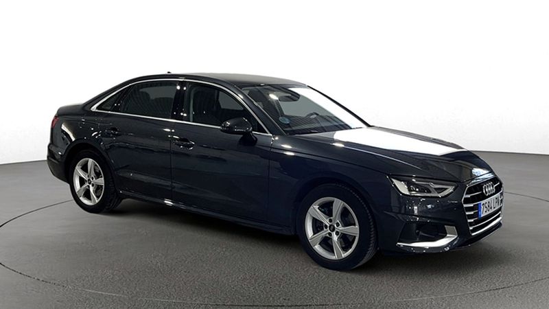 Audi A4 • 2021 • 28,574 km 3