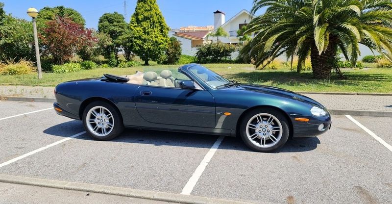 Jaguar XK8 Convertible • 2001 • 35,658 km 2