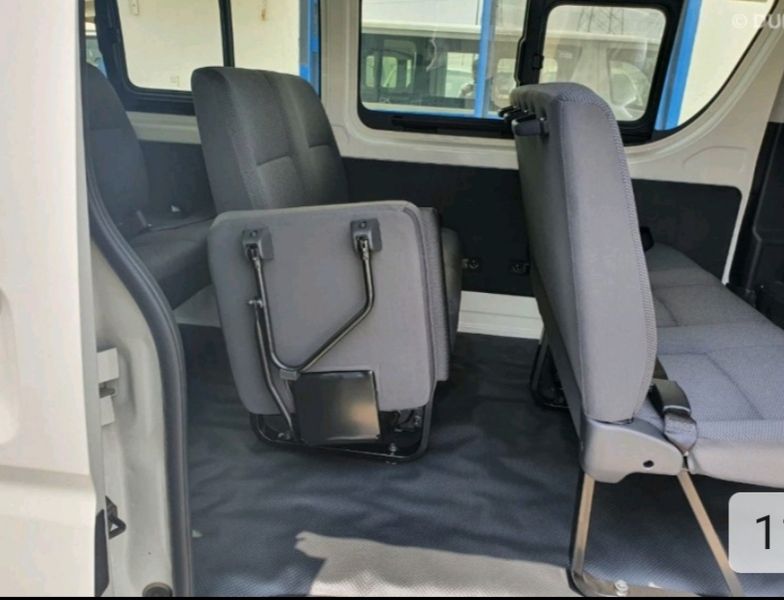 Toyota Hiace • 2016 • 50,000 km 3